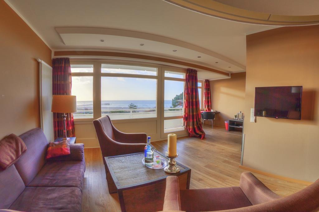 Romantik Seehotel Eichenhain Pelzerhaken Buitenkant foto